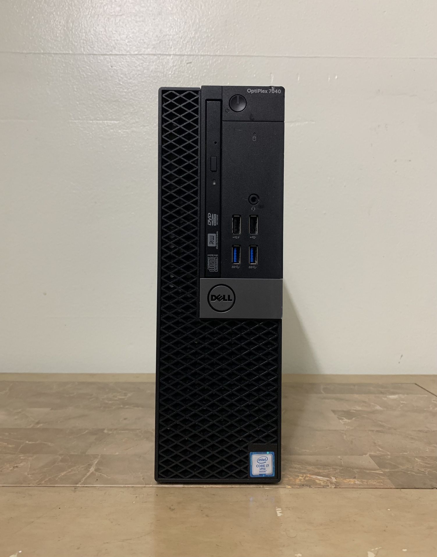 DELL Optiplex 7040 Core i7 6th gen 16GB RAM 500GB SSD HDMI DP Windows 11 desktop computer