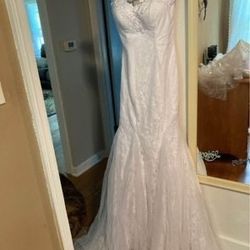 Wedding dress 