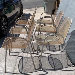 6 Metal Chairs 🪑 Very Sturdy $15 Each 