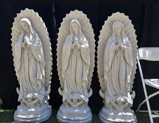 VIRGIN MARY CEMENT STATUE