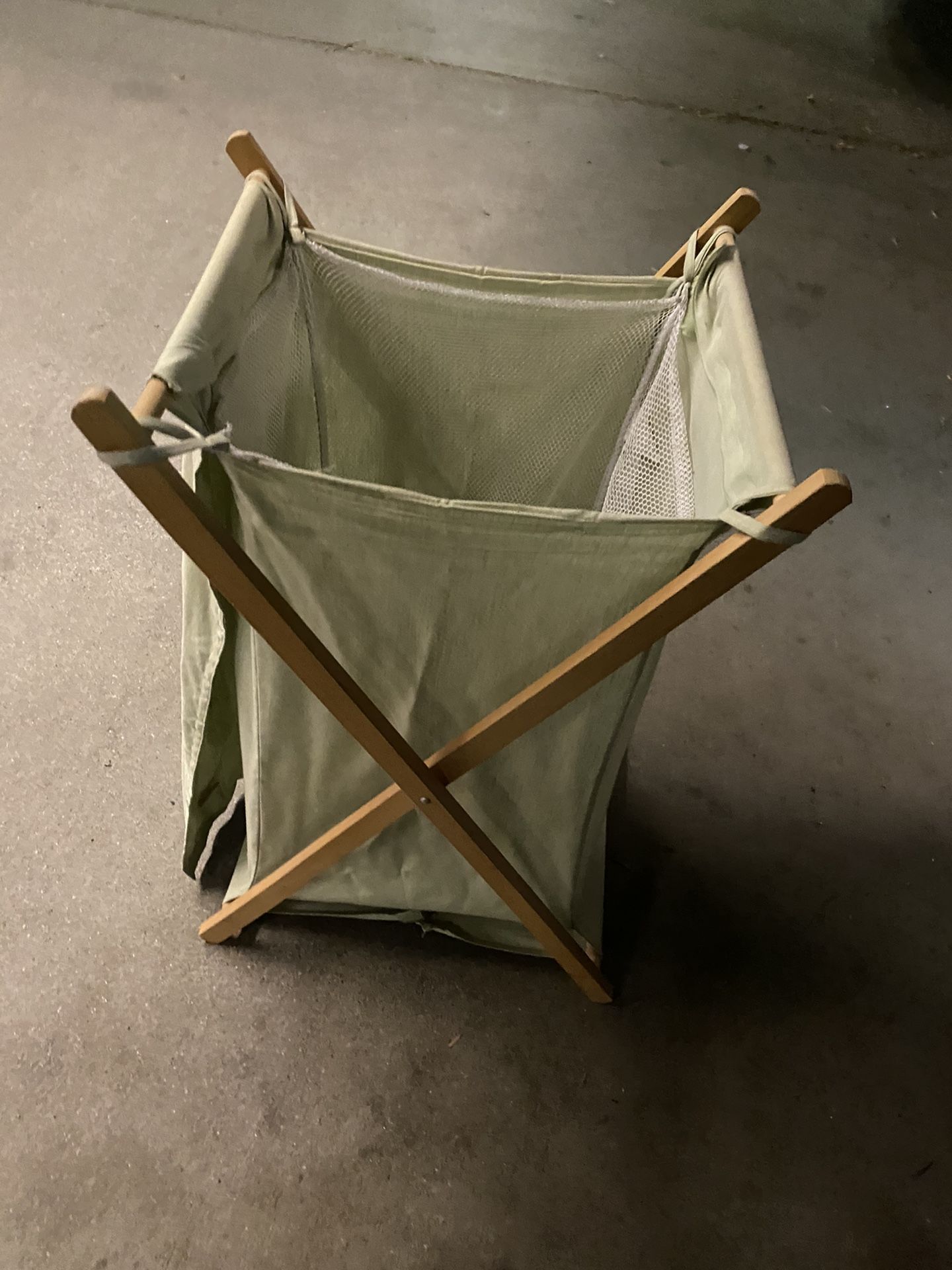 Folding Clothes Hamper