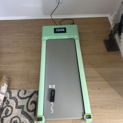 Small WFH treadmill With Remote