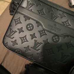 Black Louis Vuitton Bag