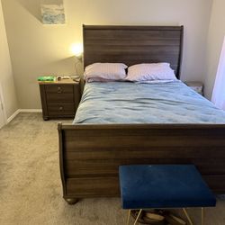Bedroom Furniture Set