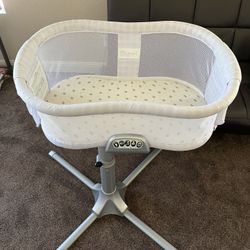 Halo bassinet Swivel Sleeper