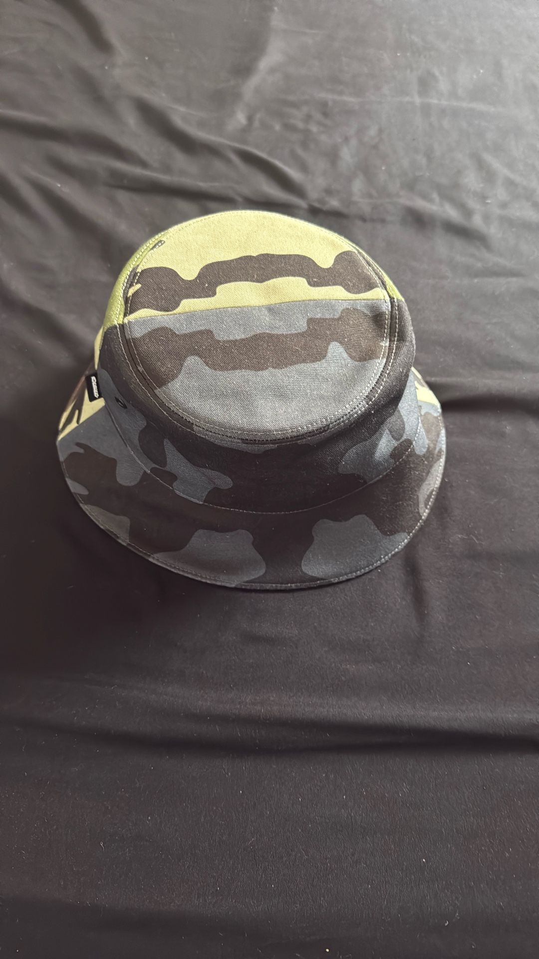 BURBERRY HAT