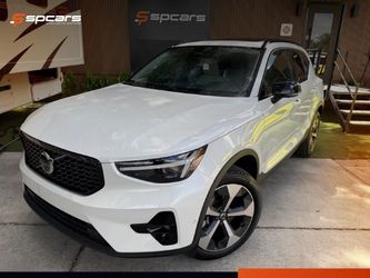 2026 Volvo XC40