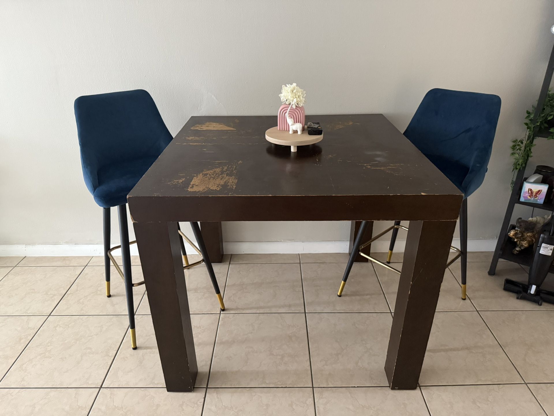Dining Table W/ Chairs