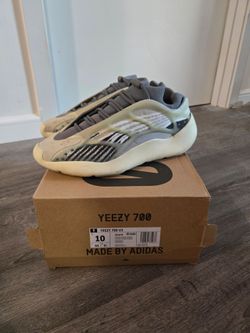 Yeezy Fade Salt