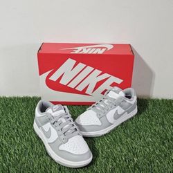 White&grey Nike Dunks