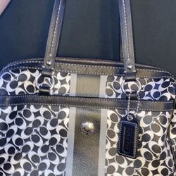 Black & White Vintage Coach Bag 
