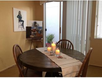 Circular Dining Table