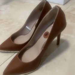 Women’s high heels