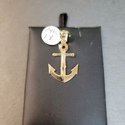 14k Pendant (Price Is Firm)