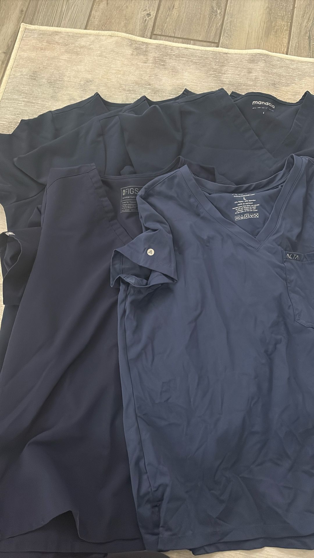 Large Scrub Tops-Navy blue