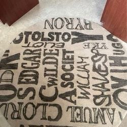 8 Foot Round Poet's & Author's Rug