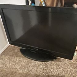 Toshiba TV 35”