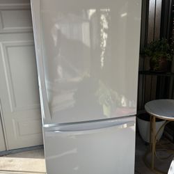 Free Fridge Kenmore Elite *Not Cooling*