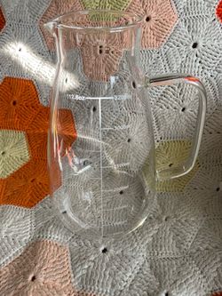 borosilicate glass pitcher or measuring jug, specifically a 3200ml