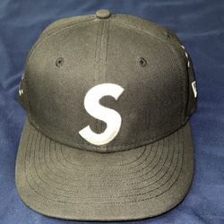 SUPREME Hat Size 7 1/8
