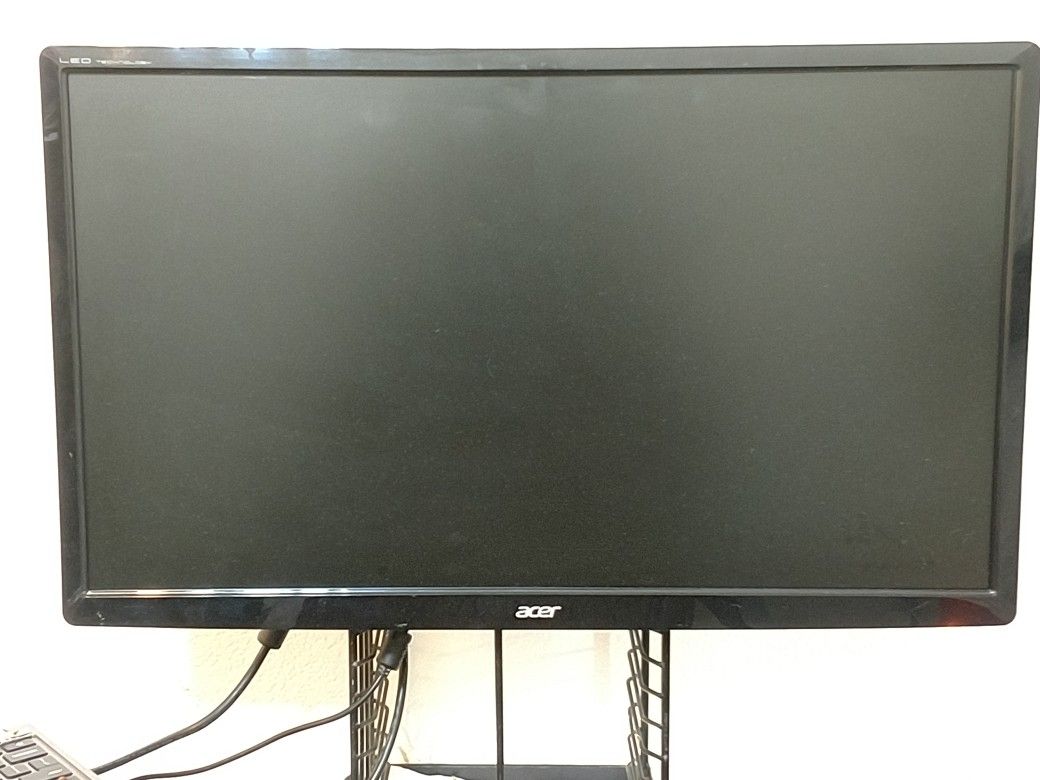 24 inch Acer computer monitor