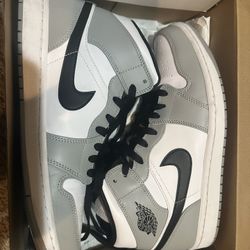 Jordan 1 Mid