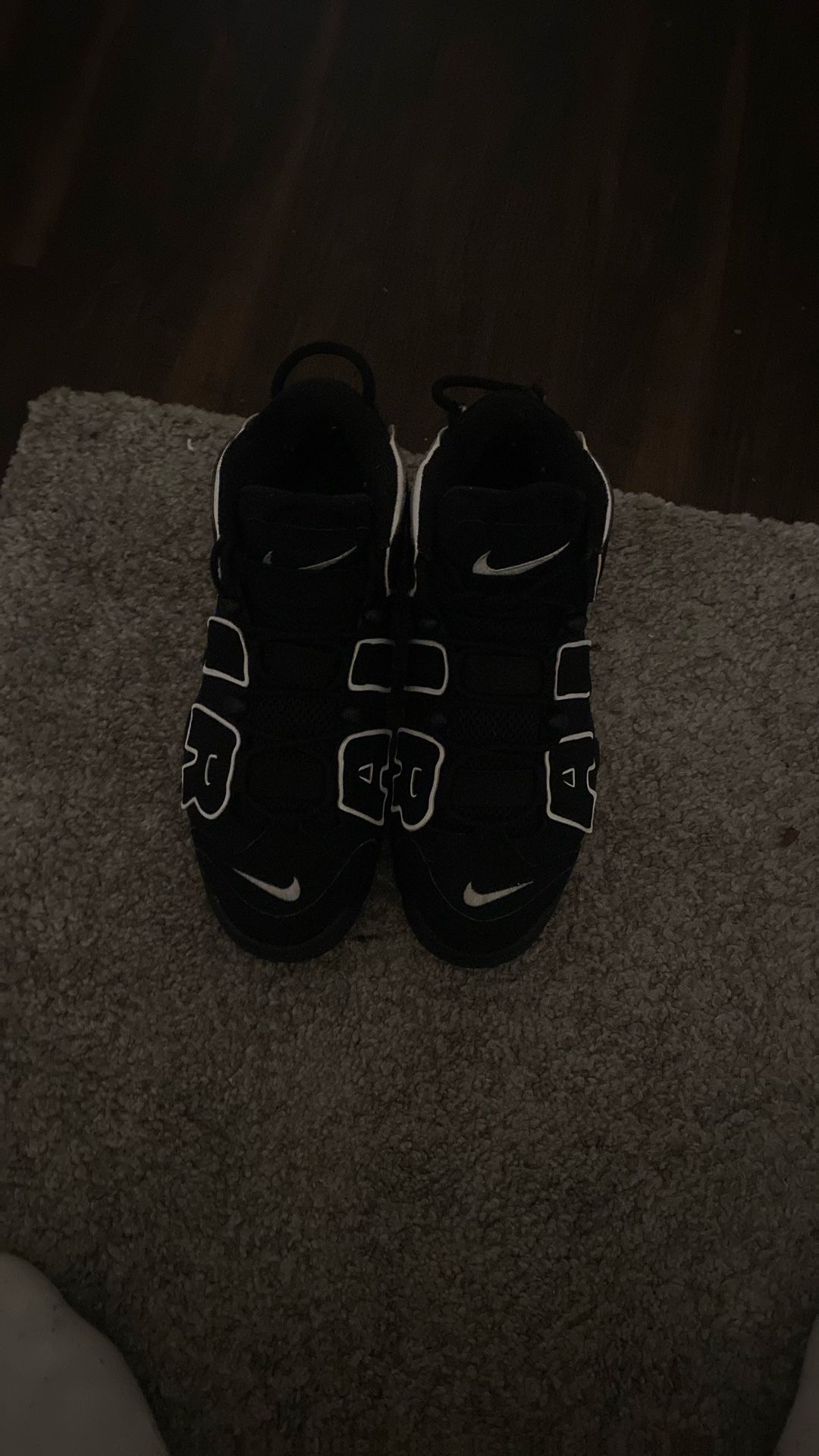 Nike Uptempo 