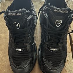 Balenciaga Runner