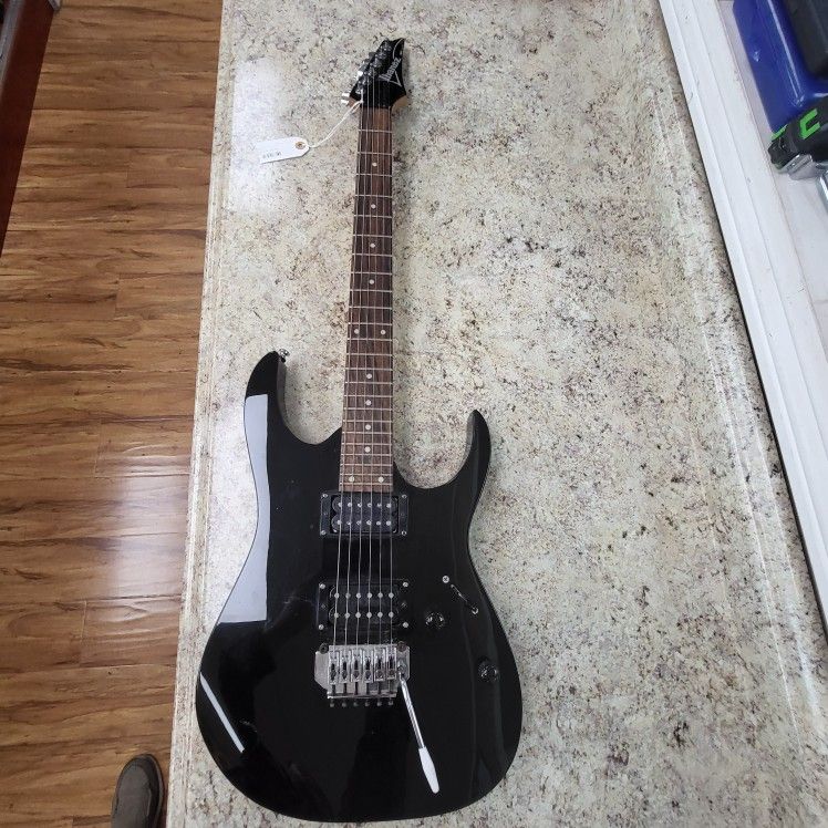 Black Electric Ibanez Guitar Has Normal Wear (Tested)