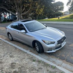 2015 Infiniti Q50