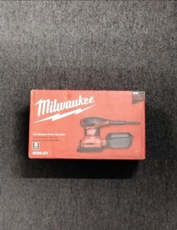 MILWAUKEE 1/4" SHEET PALM SANDER