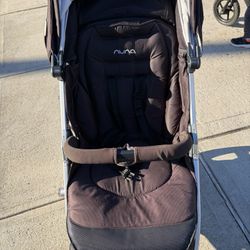 Nuna Tavo Travel Stroller