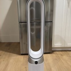 Dyson Tower Cooling Fan With Purifier 