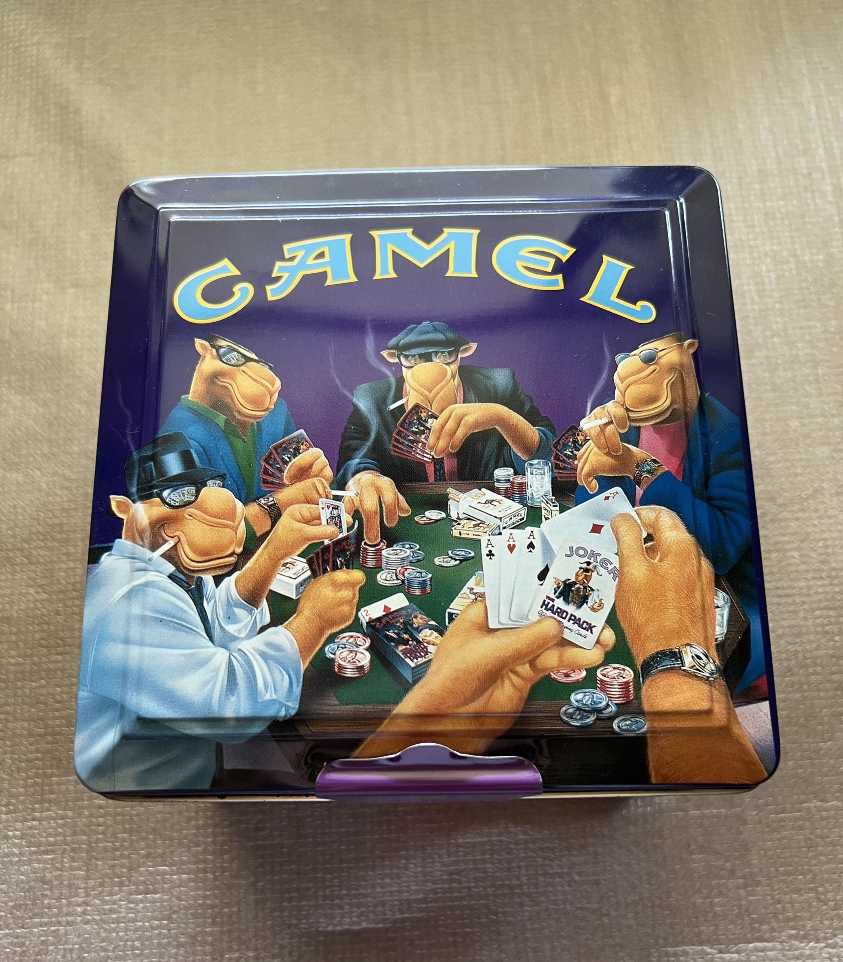 SMOKING JOE CAMEL CIGARETTES POKER SET IN TIN VINTAGE 1994