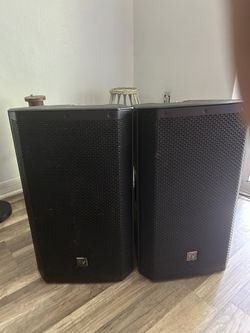 Electrovoice ZLX12BT speakers