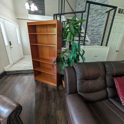 Bookshelf