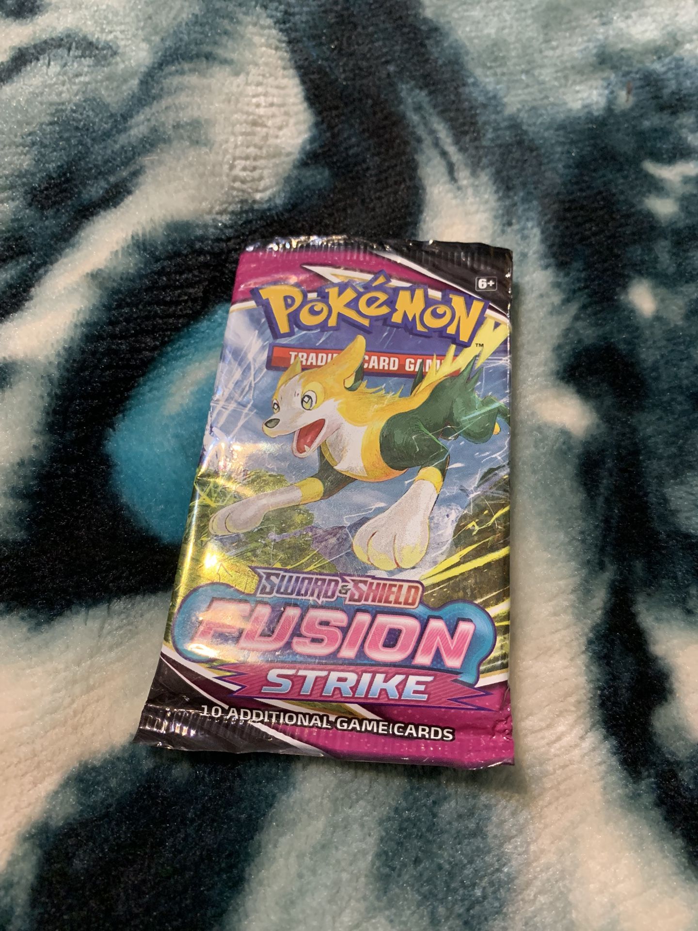 Pokémon Sword & Shield Fusion Strike