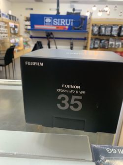 Fuji 35mm F2 WR