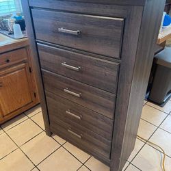 5 Drawer Dresser