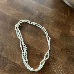 14k Pearl Neckless. 
