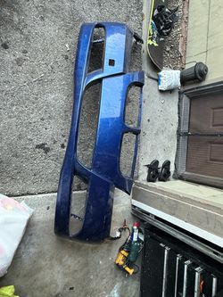 Bmw front bumper cover e90