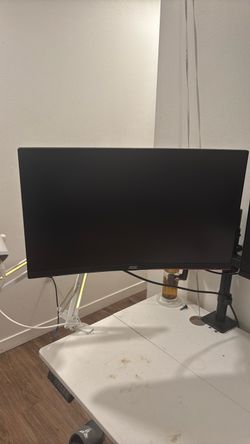 AOC Curved Gaming Monitor 24”