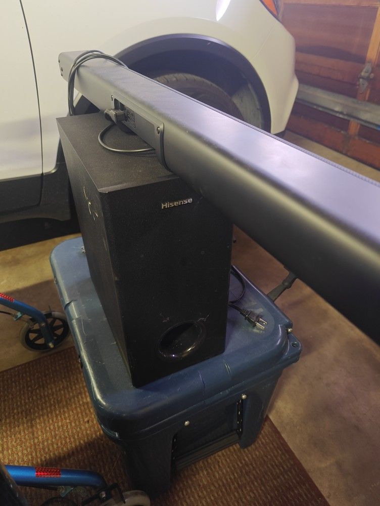 Hisense Soundbar And Subwoofer