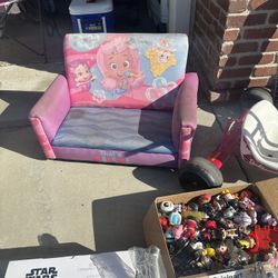 Bubble Guppies Kids Sofa