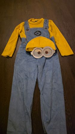 Minion Costume w extra glasses