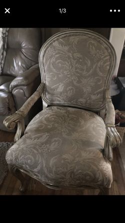 Bassett furniture chair champagne tan antique finish