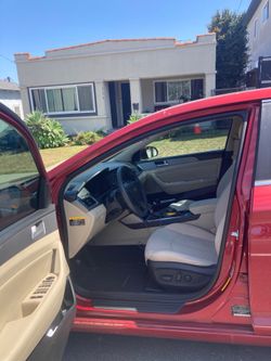Hyundai  Sonata