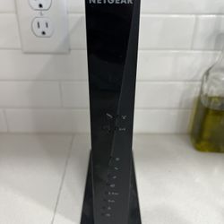 Netgear C6300v2 Router for Sale - Like New Condition