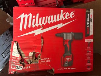 Milwaukee Rivet  Tool