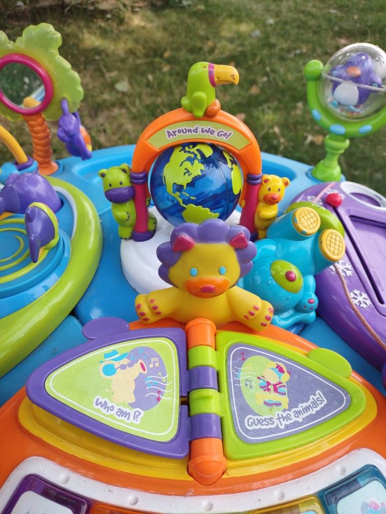 Child's Round Stand Up Play Toy